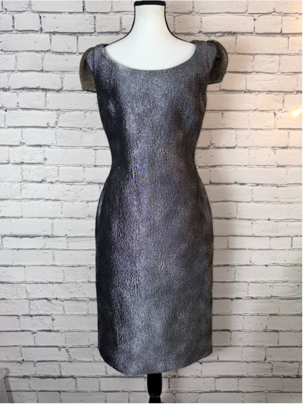 Women's Antonio Berardi Dress Silver Metallic Sheath Modern Size 6 (EU 42) NWT - Picture 4 of 16